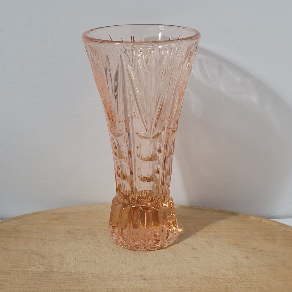 Vintage Pink Lausitzer Glas Vase Germany Signed Foreign on the bottom